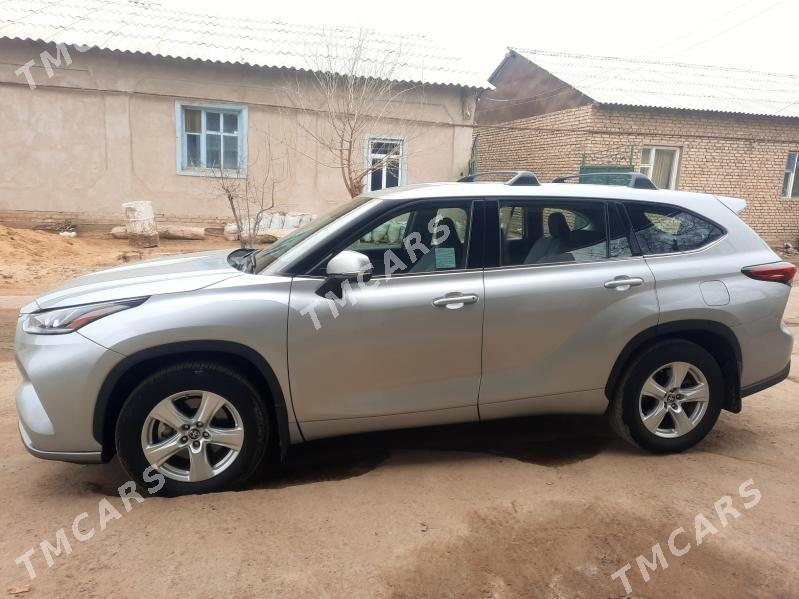 Toyota Highlander 2021 - 600 000 TMT - Гороглы (Тагта) - img 4