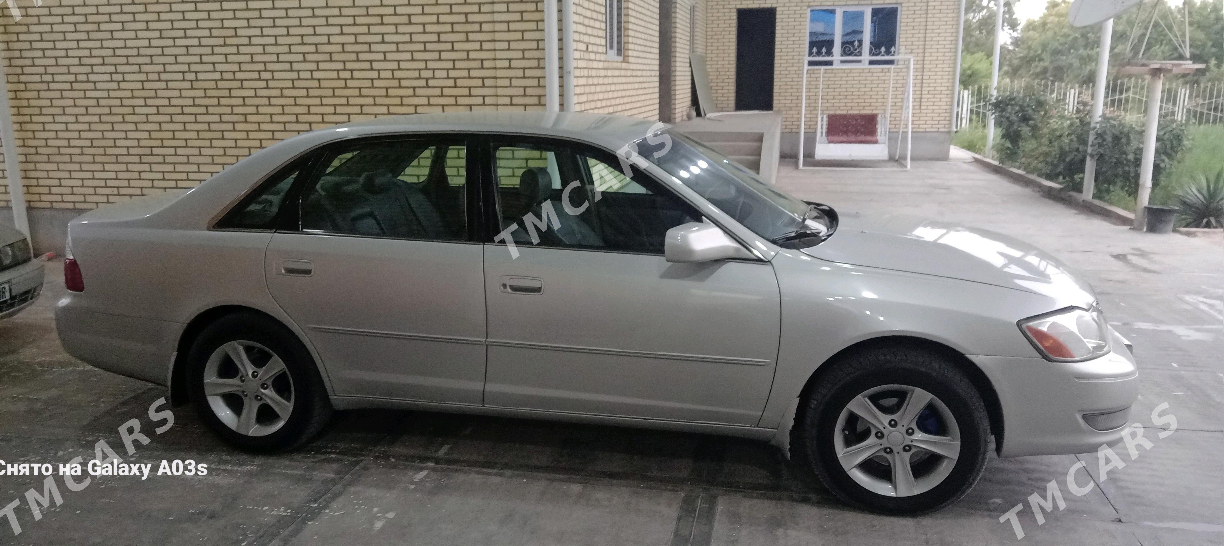 Toyota Avalon 2003 - 180 000 TMT - Сакарчага - img 4