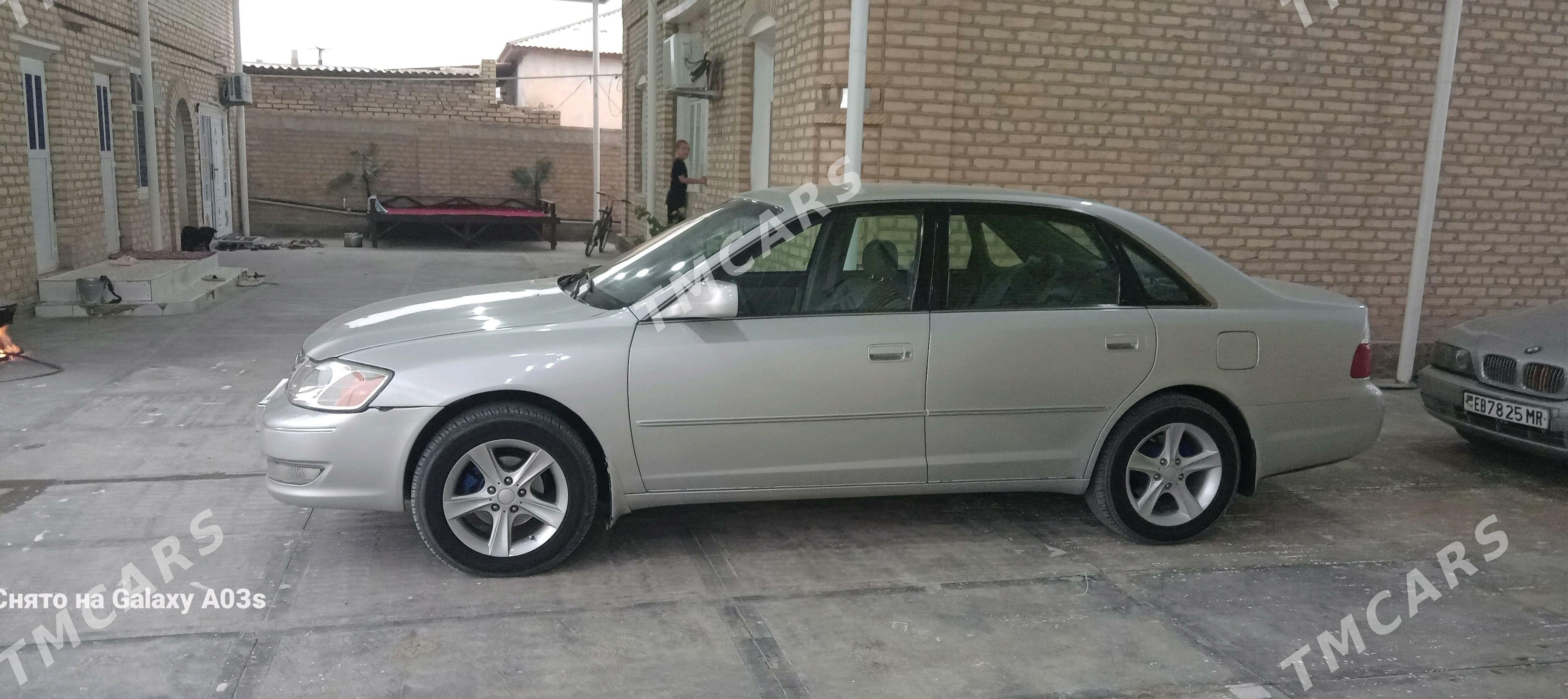 Toyota Avalon 2003 - 180 000 TMT - Сакарчага - img 3