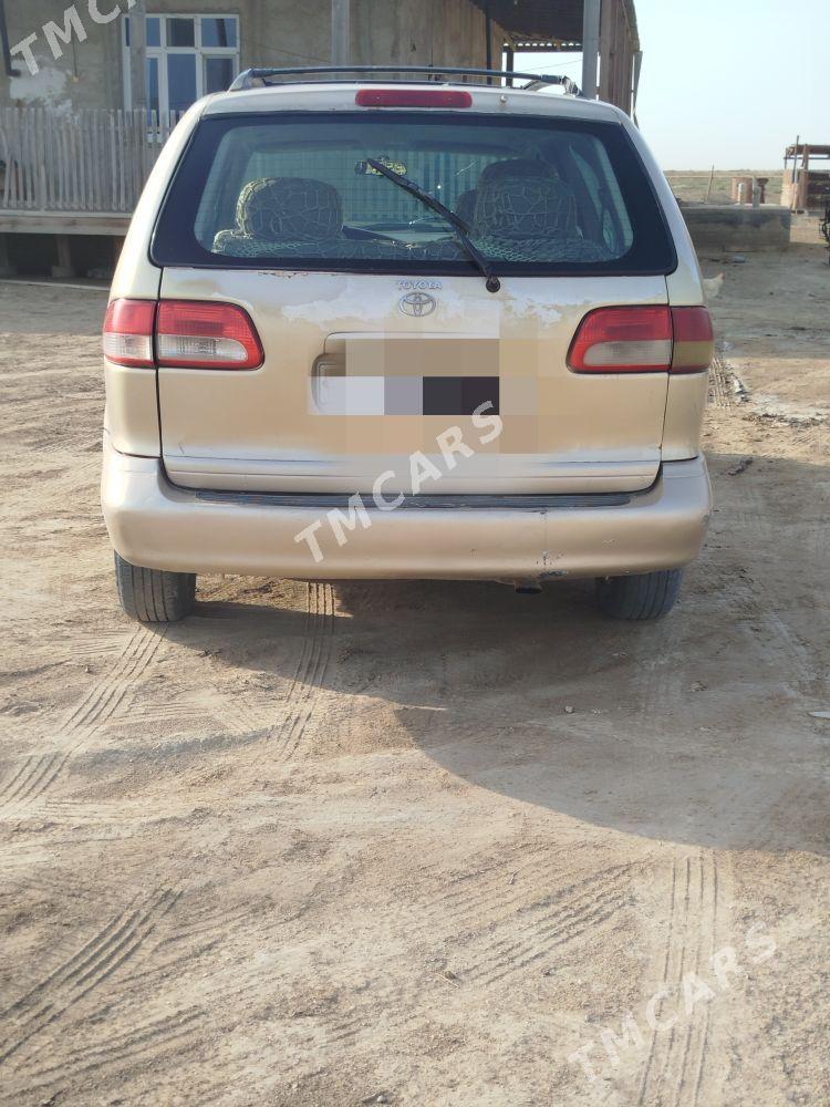 Toyota Sienna 2002 - 130 000 TMT - Esenguly - img 3