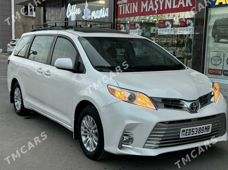 Toyota Sienna 2017 - 390 000 TMT - Мары - img 5