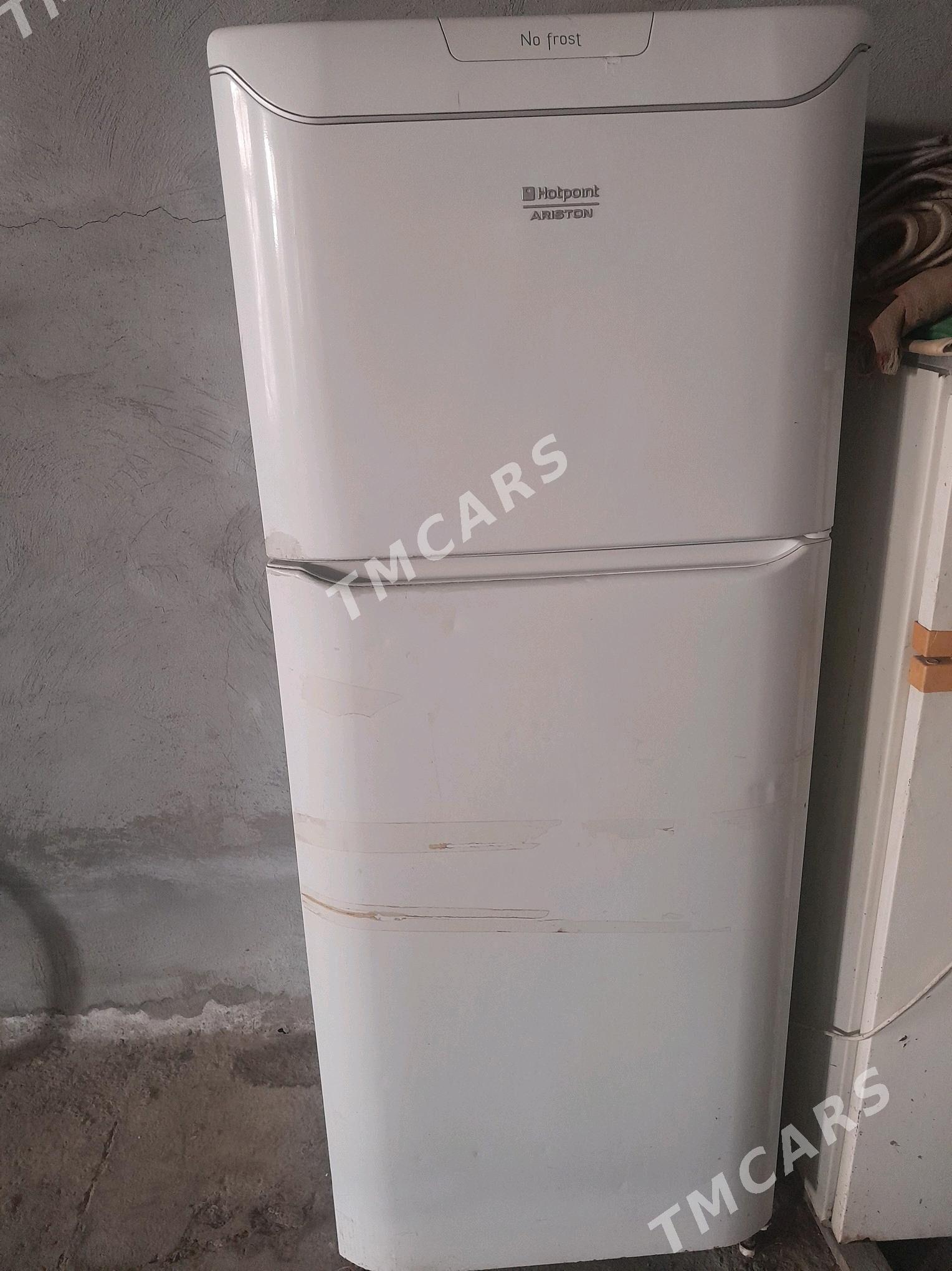 Hotpoint Ariston holadilnik - Çärjew - img 4