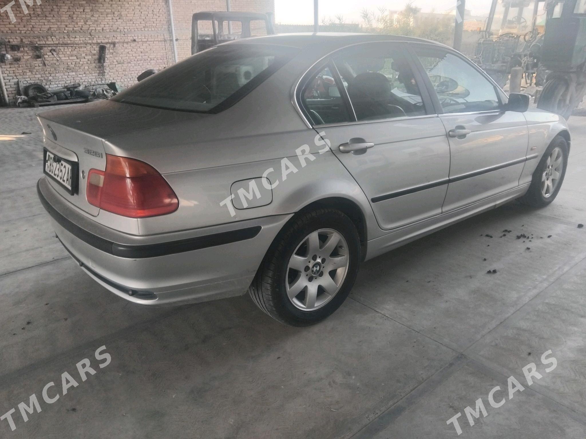 BMW E46 1999 - 65 000 TMT - Бахарден - img 2