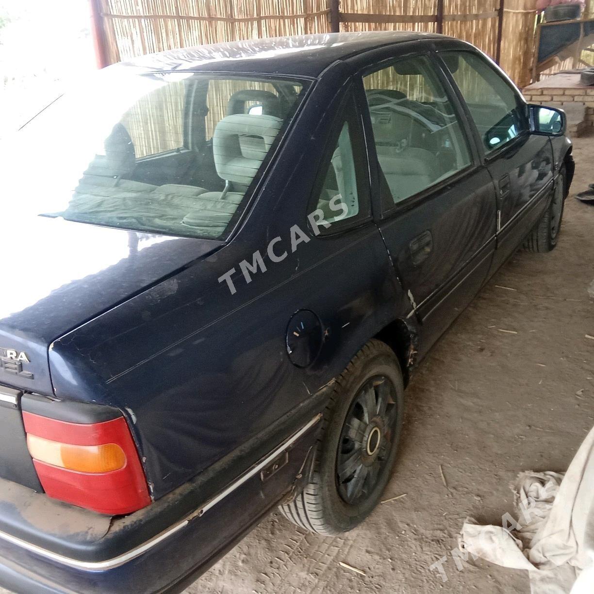 Opel Vectra 1992 - 20 000 TMT - Болдумсаз - img 3