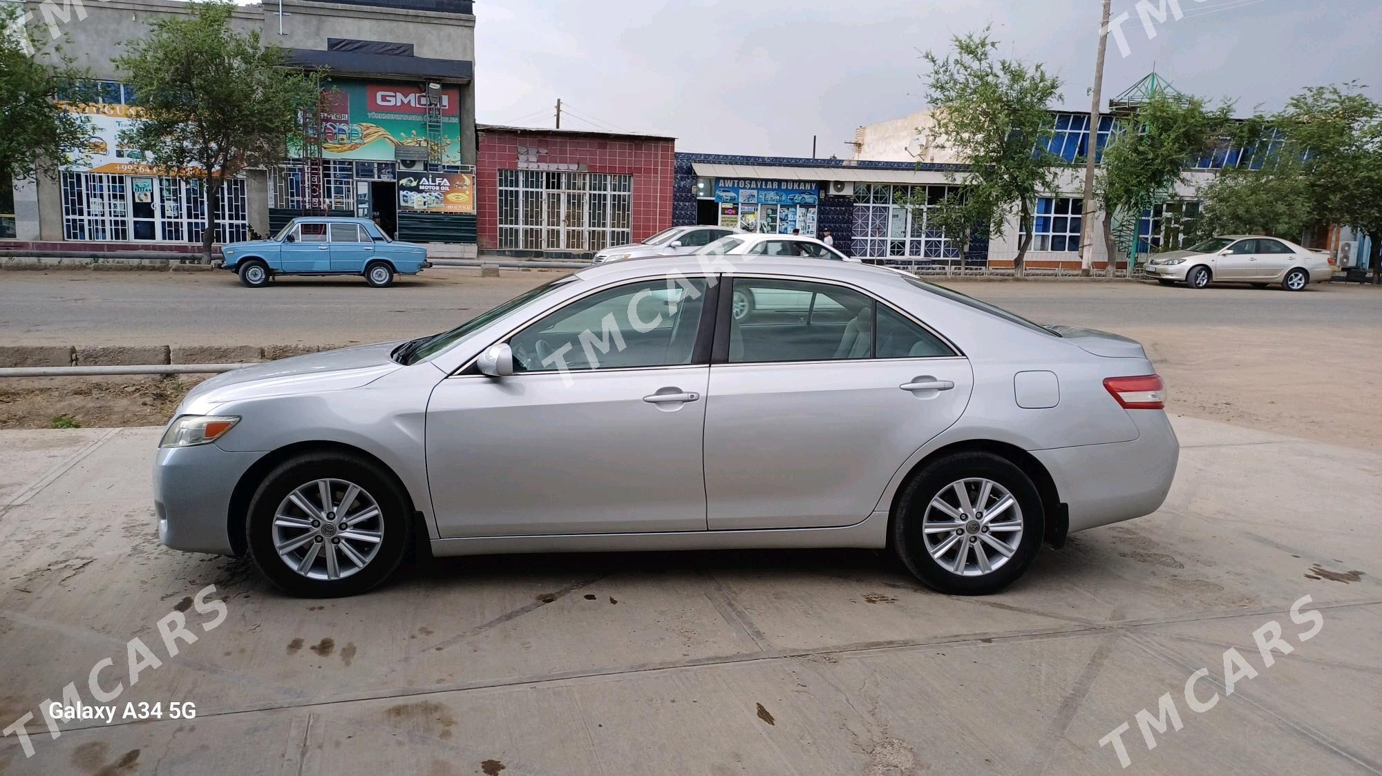 Toyota Camry 2010 - 210 000 TMT - Gubadag - img 5