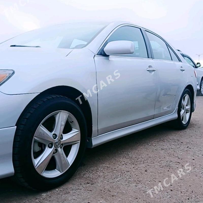 Toyota Camry 2010 - 220 000 TMT - Daşoguz - img 3