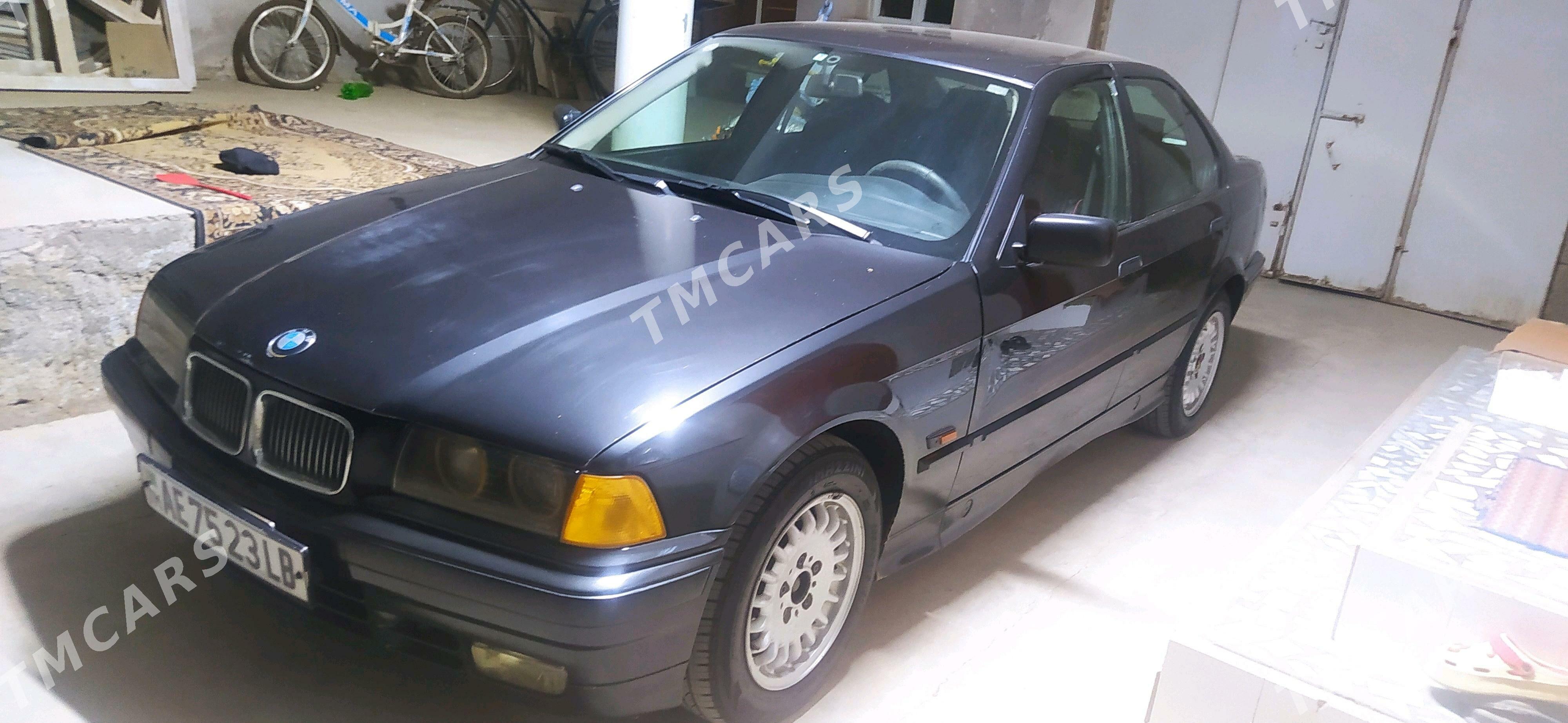 BMW 325 1991 - 45 000 TMT - Çärjew - img 3