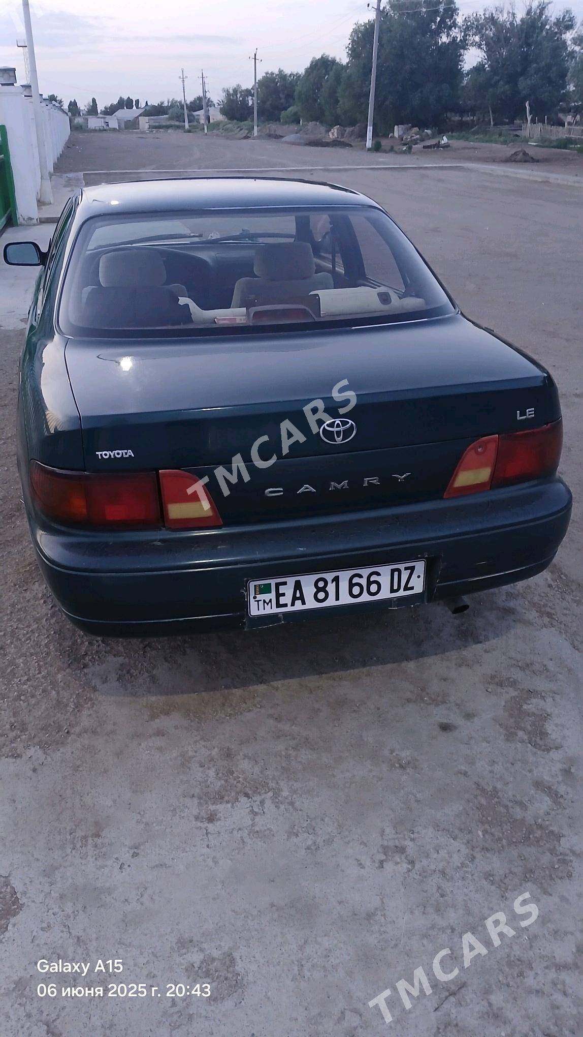 Toyota Camry 1994 - 75 000 TMT - Köneürgenç - img 4