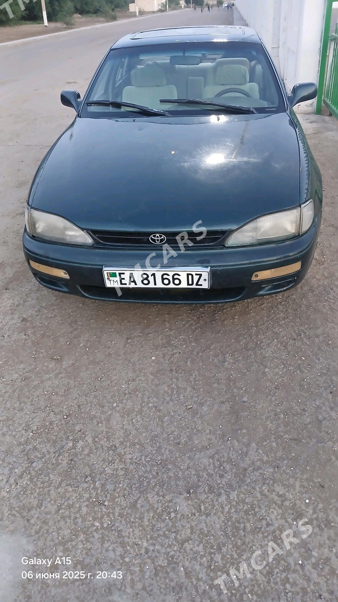 Toyota Camry 1994 - 75 000 TMT - Köneürgenç - img 3