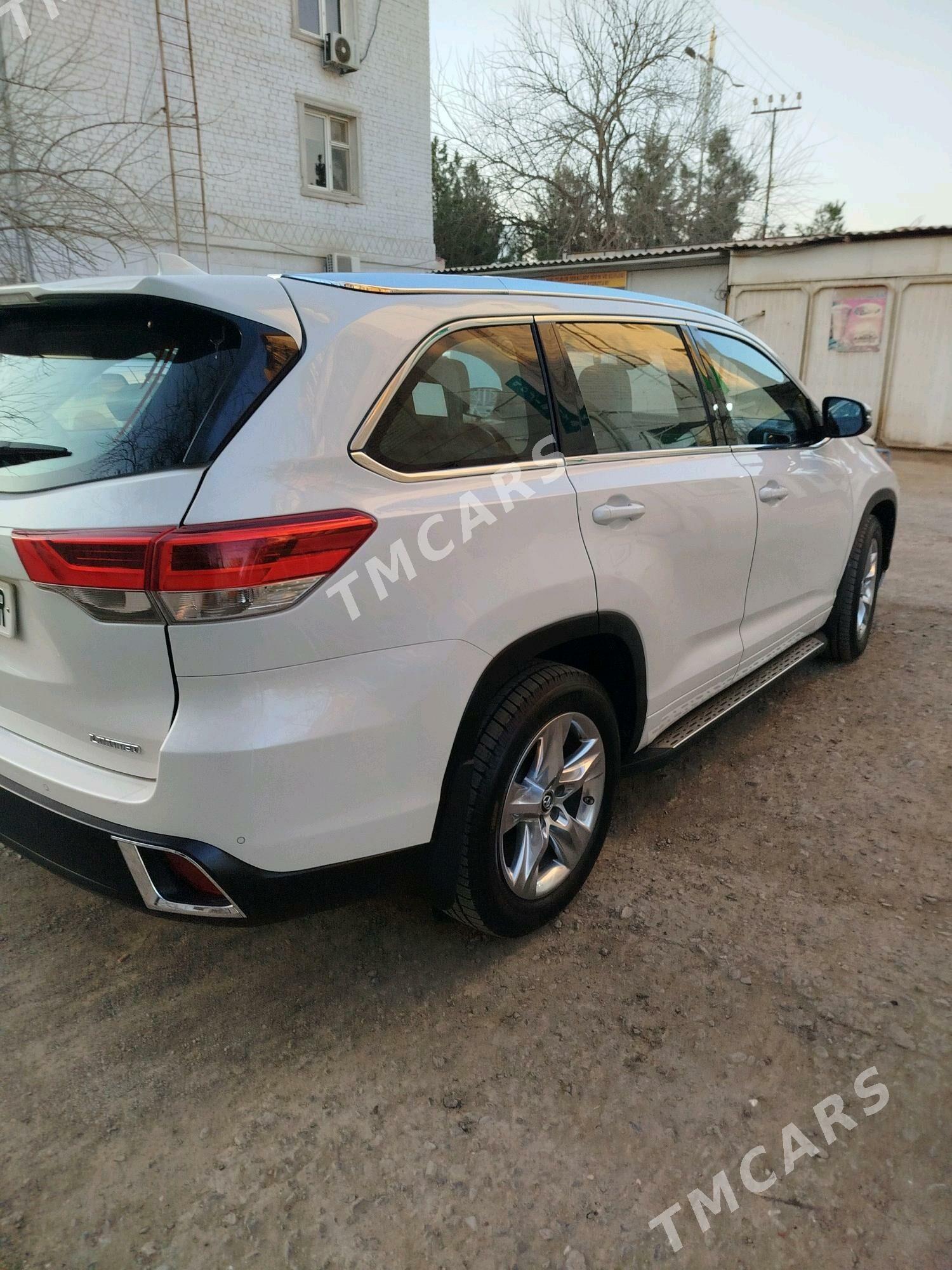 Toyota Highlander 2017 - 360 000 TMT - Мары - img 2