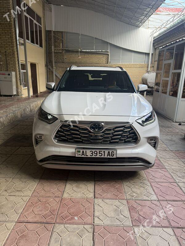 Toyota Highlander 2022 - 980 000 TMT - Hitrowka - img 3