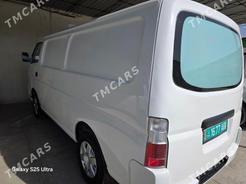 Nissan Urvan 2009 - 199 000 TMT - Херрикгала - img 4