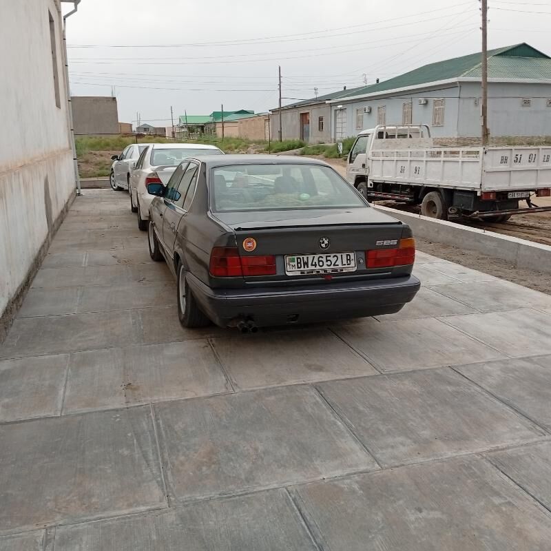 BMW 525 1990 - 42 000 TMT - Çärjew - img 7