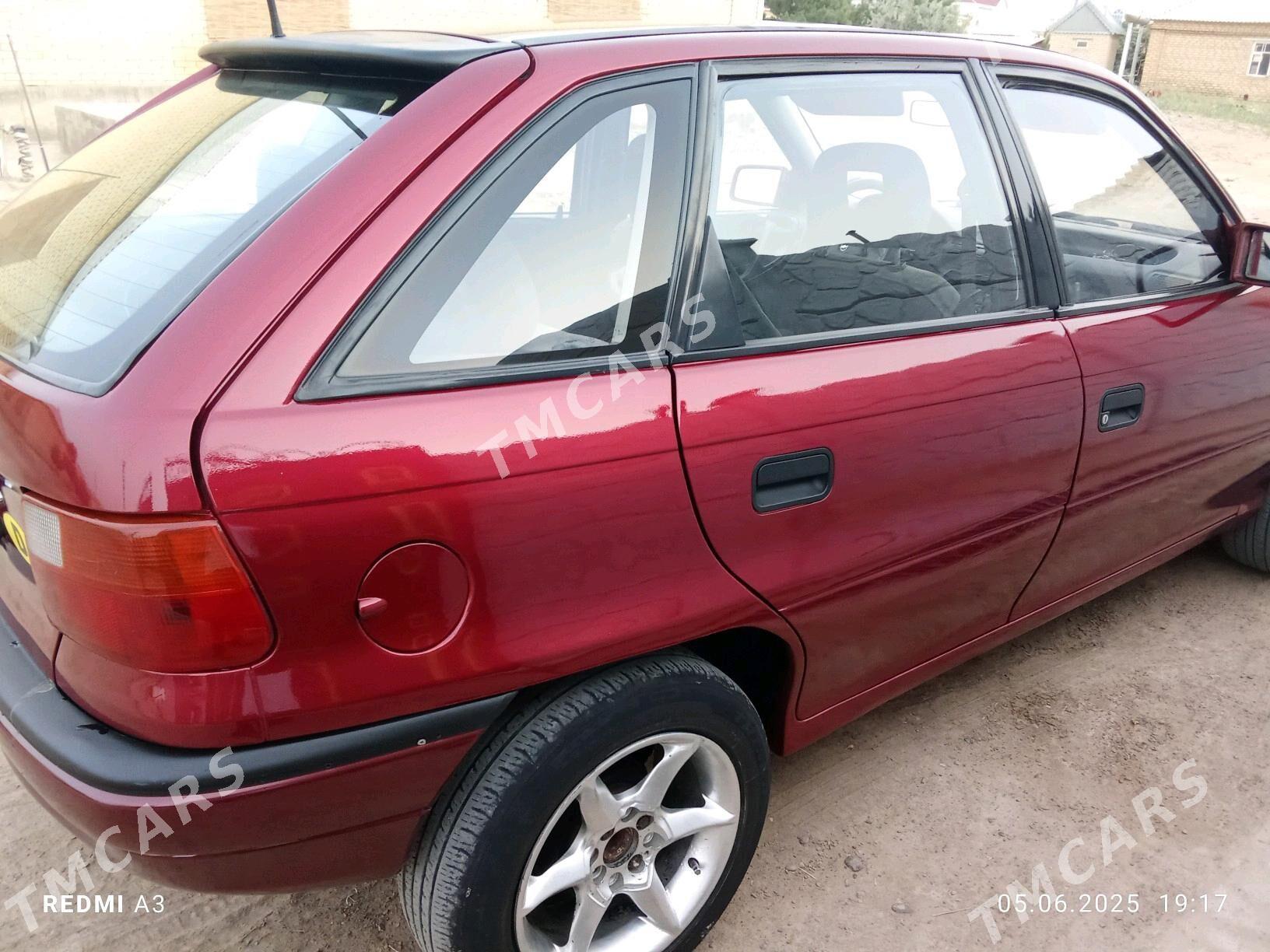 Opel Astra 1992 - 33 000 TMT - Мары - img 3