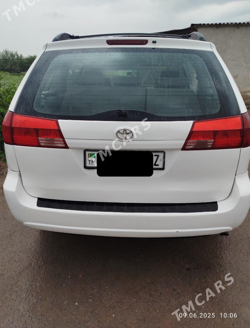 Toyota Sienna 2004 - 160 000 TMT - Daşoguz - img 2