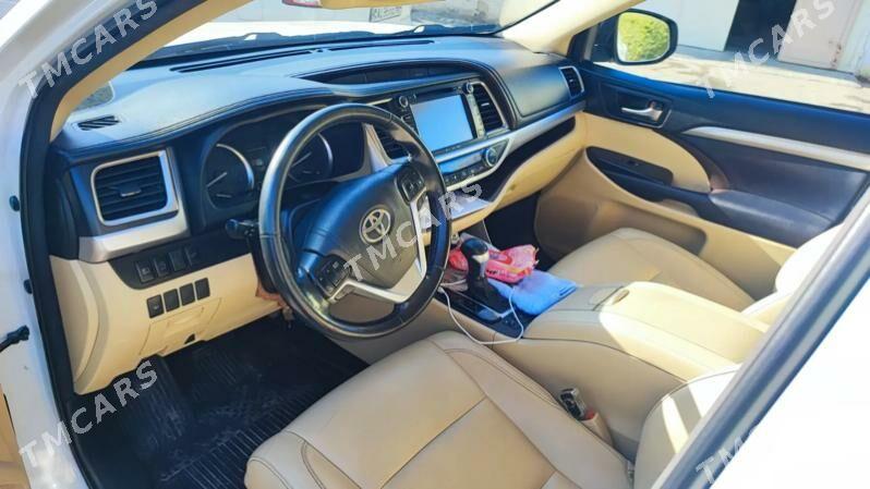 Toyota Highlander 2018 - 440 000 TMT - Мары - img 5