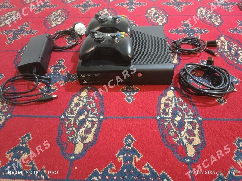 XBOX 360E 256GB - Hitrowka - img 4