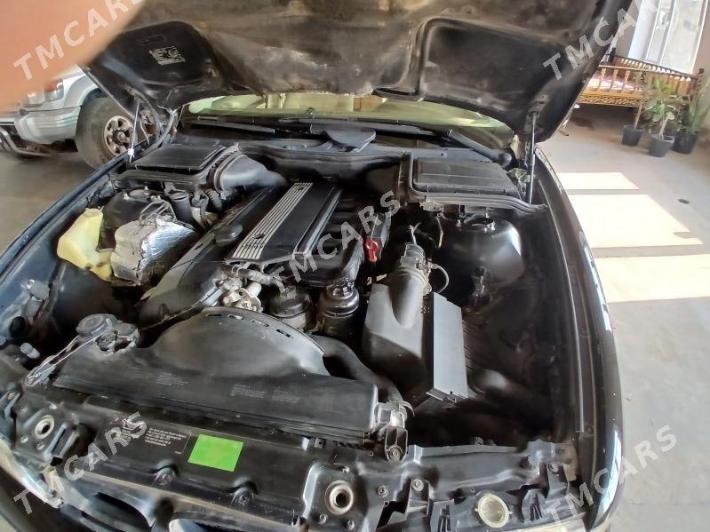 BMW E39 2003 - 130 000 TMT - Дянев - img 6