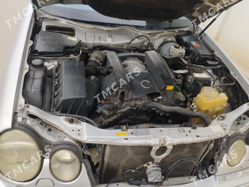 Mercedes-Benz E320 1996 - 78 000 TMT - Ашхабад - img 4