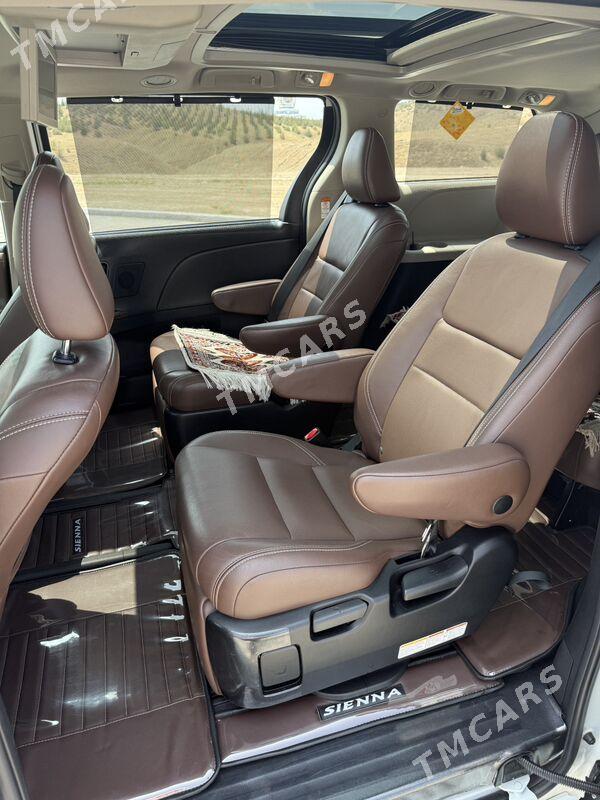 Toyota Sienna 2019 - 800 000 TMT - Ашхабад - img 8