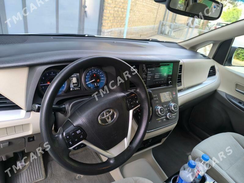 Toyota Sienna 2018 - 360 000 TMT - Mary - img 6