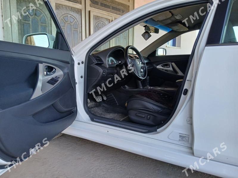 Toyota Camry 2010 - 225 000 TMT - Köneürgenç - img 4
