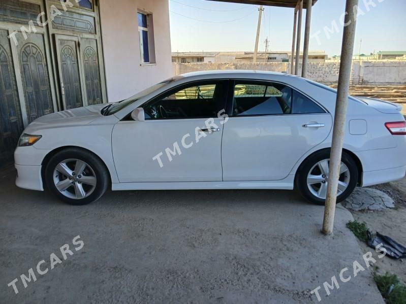 Toyota Camry 2010 - 225 000 TMT - Köneürgenç - img 5