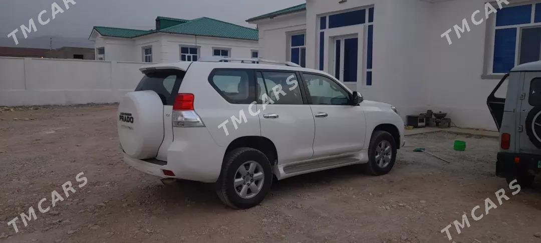 Toyota Land Cruiser Prado 2010 - 440 000 TMT - Балканабат - img 3