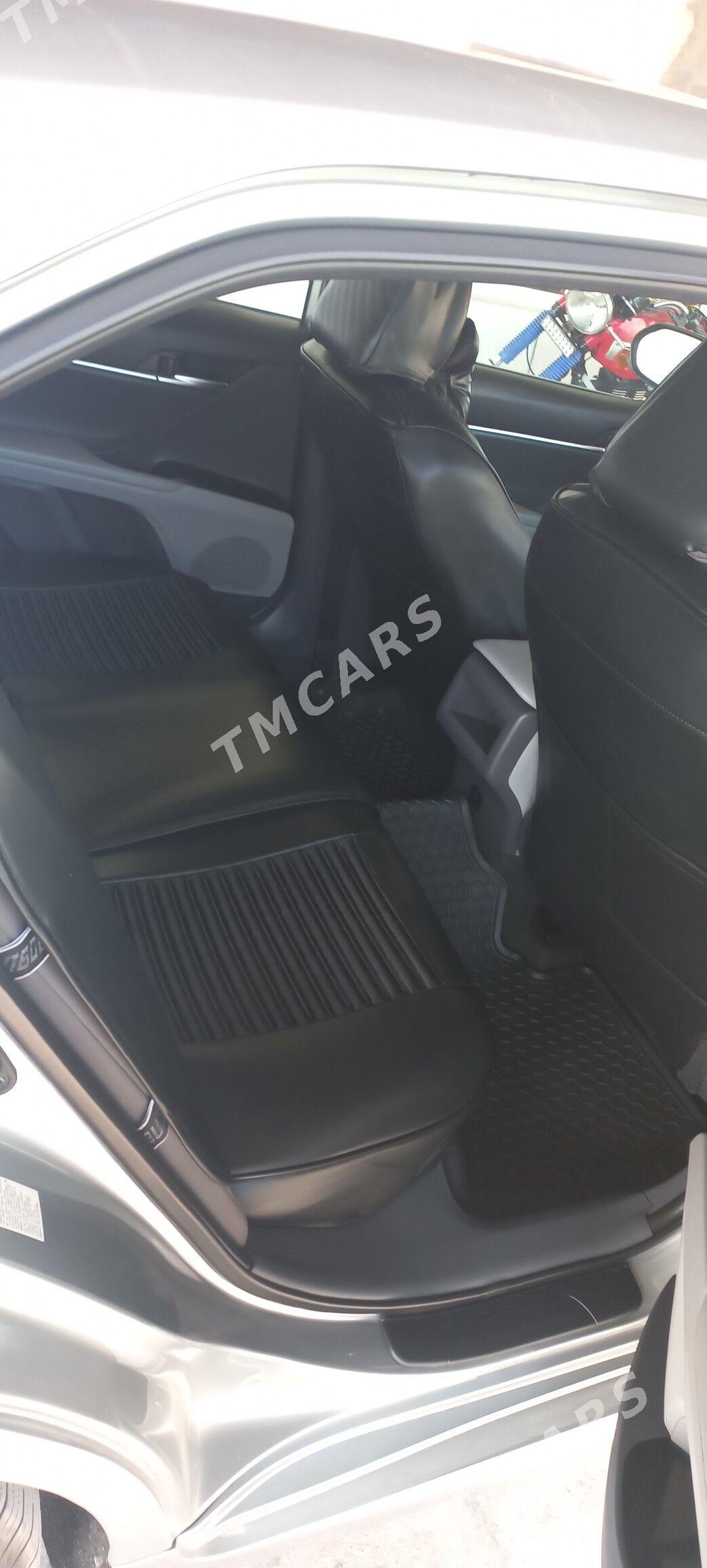 Toyota Camry 2019 - 325 000 TMT - Саят - img 7