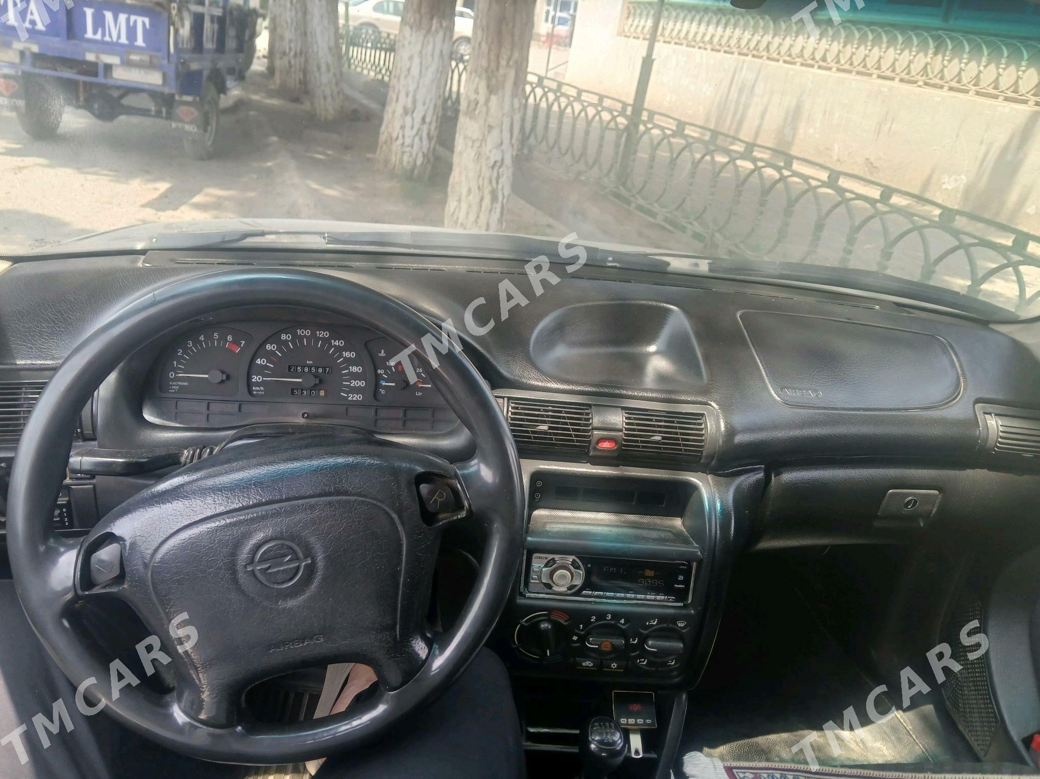 Opel Astra 1995 - 44 000 TMT - Саят - img 10