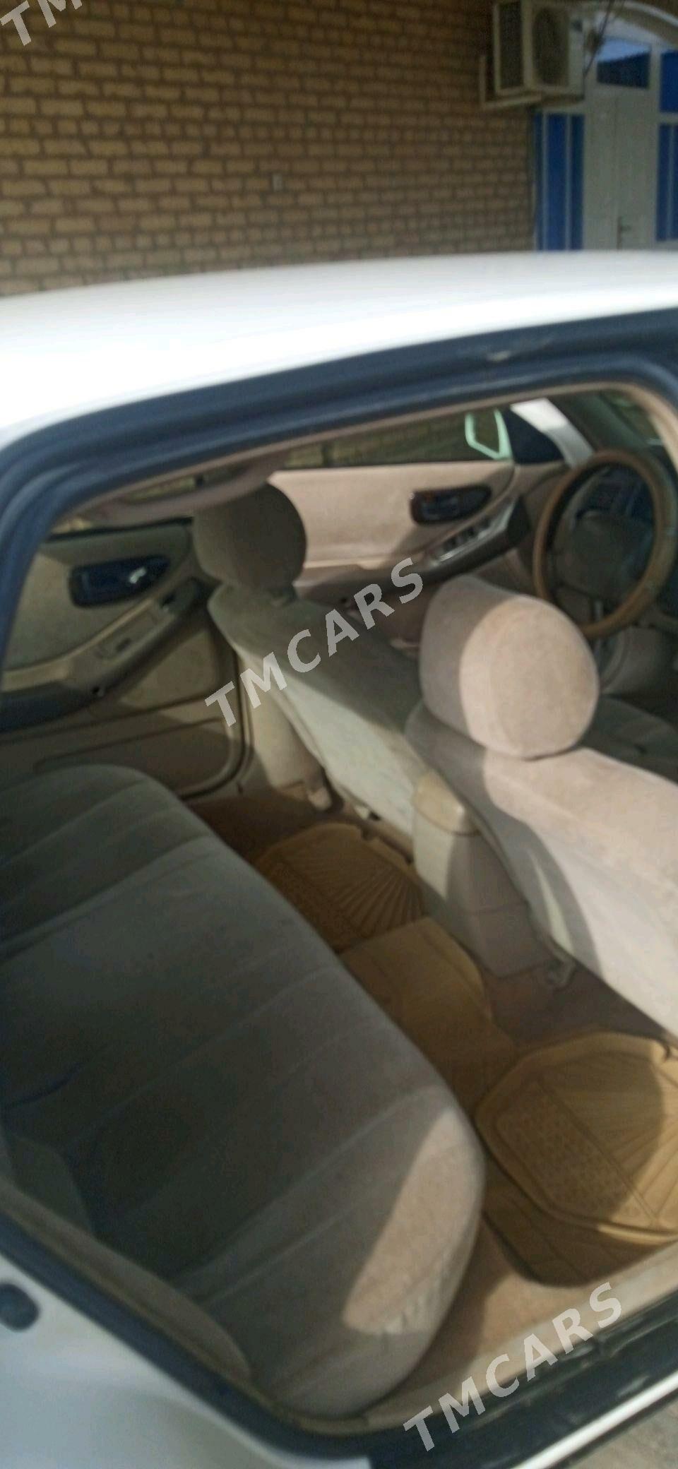 Toyota Avalon 1999 - 115 000 TMT - Байрамали - img 4