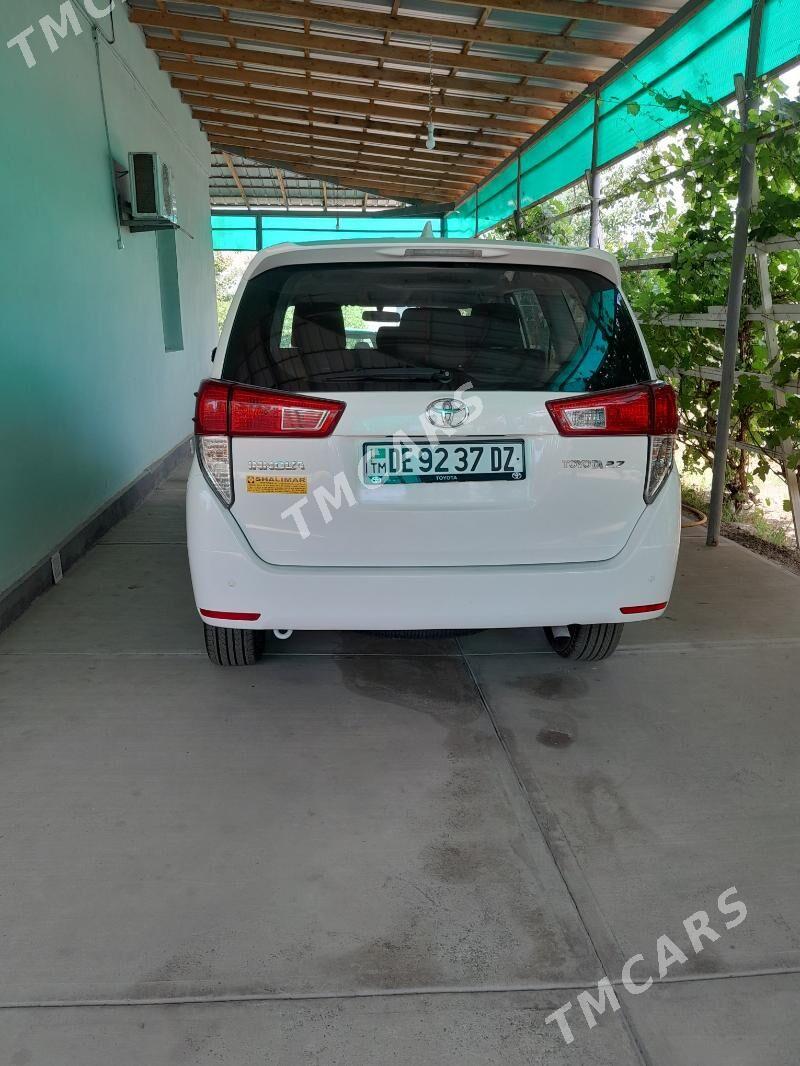 Toyota Innova 2021 - 255 000 TMT - Görogly (Tagta) - img 4