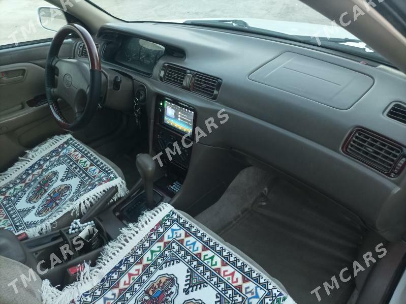 Toyota Camry 2000 - 125 000 TMT - Дашогуз - img 3