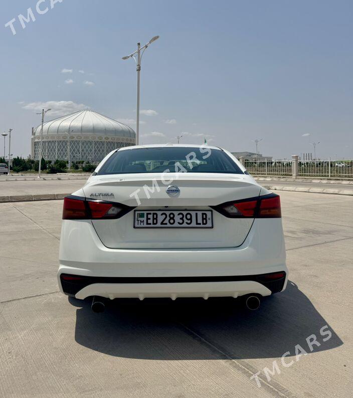 Nissan Altima 2019 - 230 000 TMT - Туркменабат - img 5