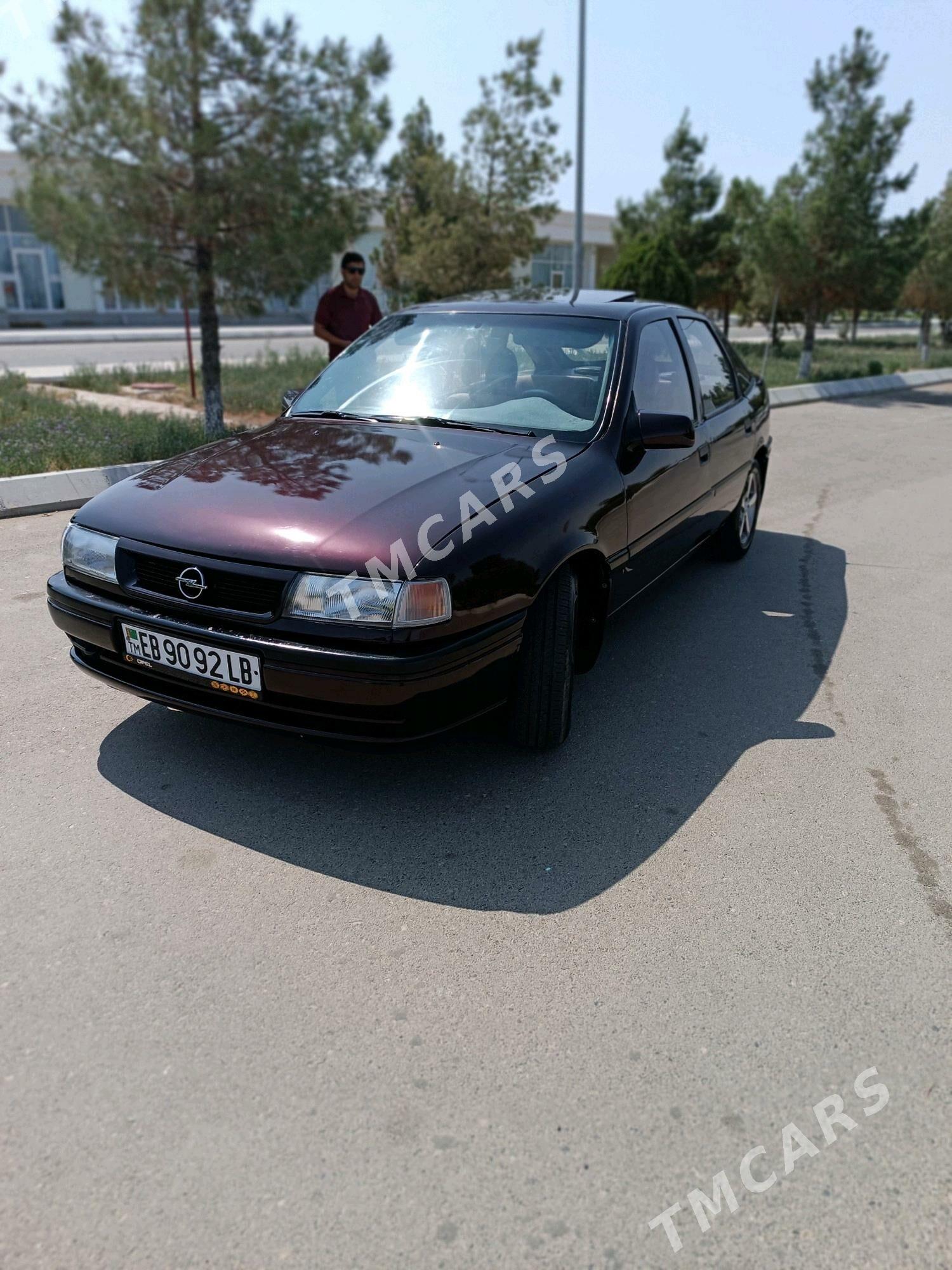 Opel Vectra 1993 - 40 000 TMT - Sakar - img 2