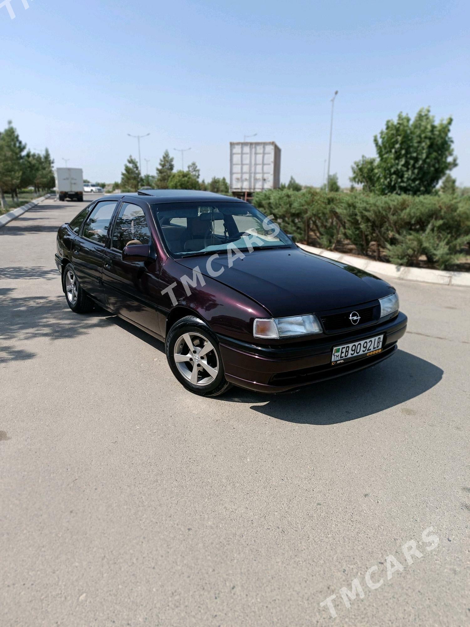 Opel Vectra 1993 - 40 000 TMT - Sakar - img 7