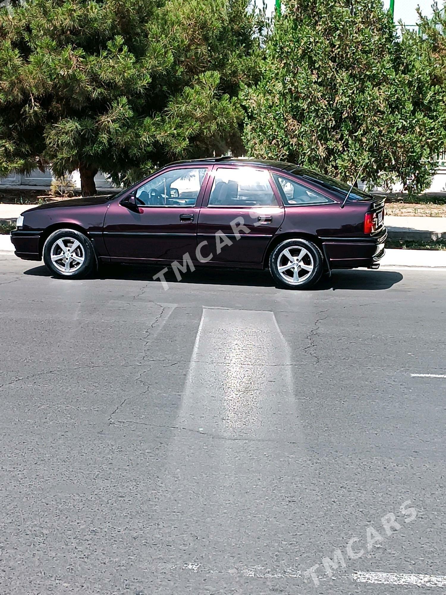 Opel Vectra 1993 - 40 000 TMT - Sakar - img 8