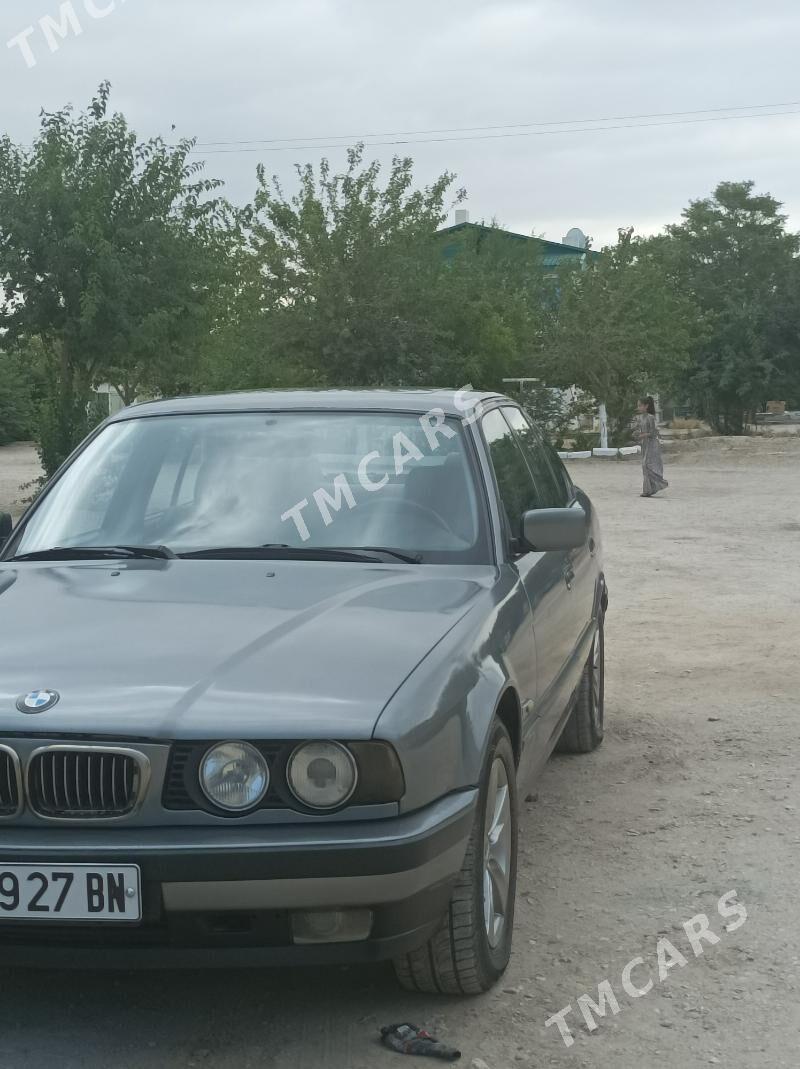 BMW 525 1992 - 60 000 TMT - Balkanabat - img 4