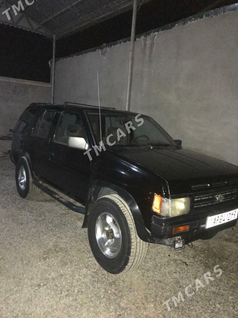 Nissan Pathfinder 1992 - 80 000 TMT - Murgap - img 9