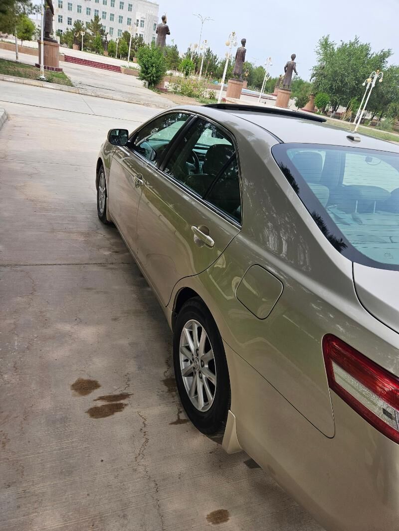 Toyota Camry 2010 - 230 000 TMT - Туркменабат - img 9