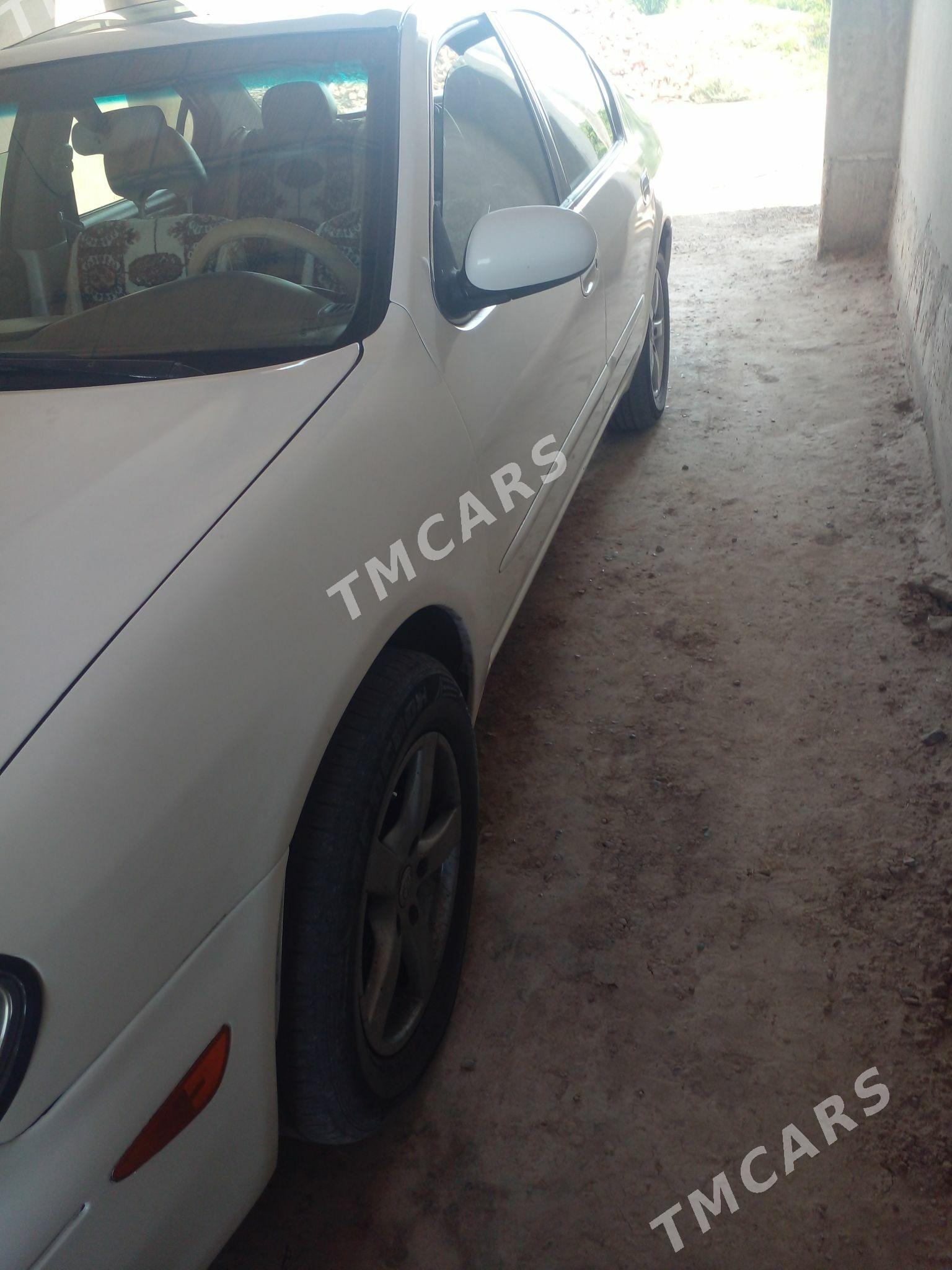 Infiniti I30 2000 - 65 000 TMT - Чарджоу - img 5