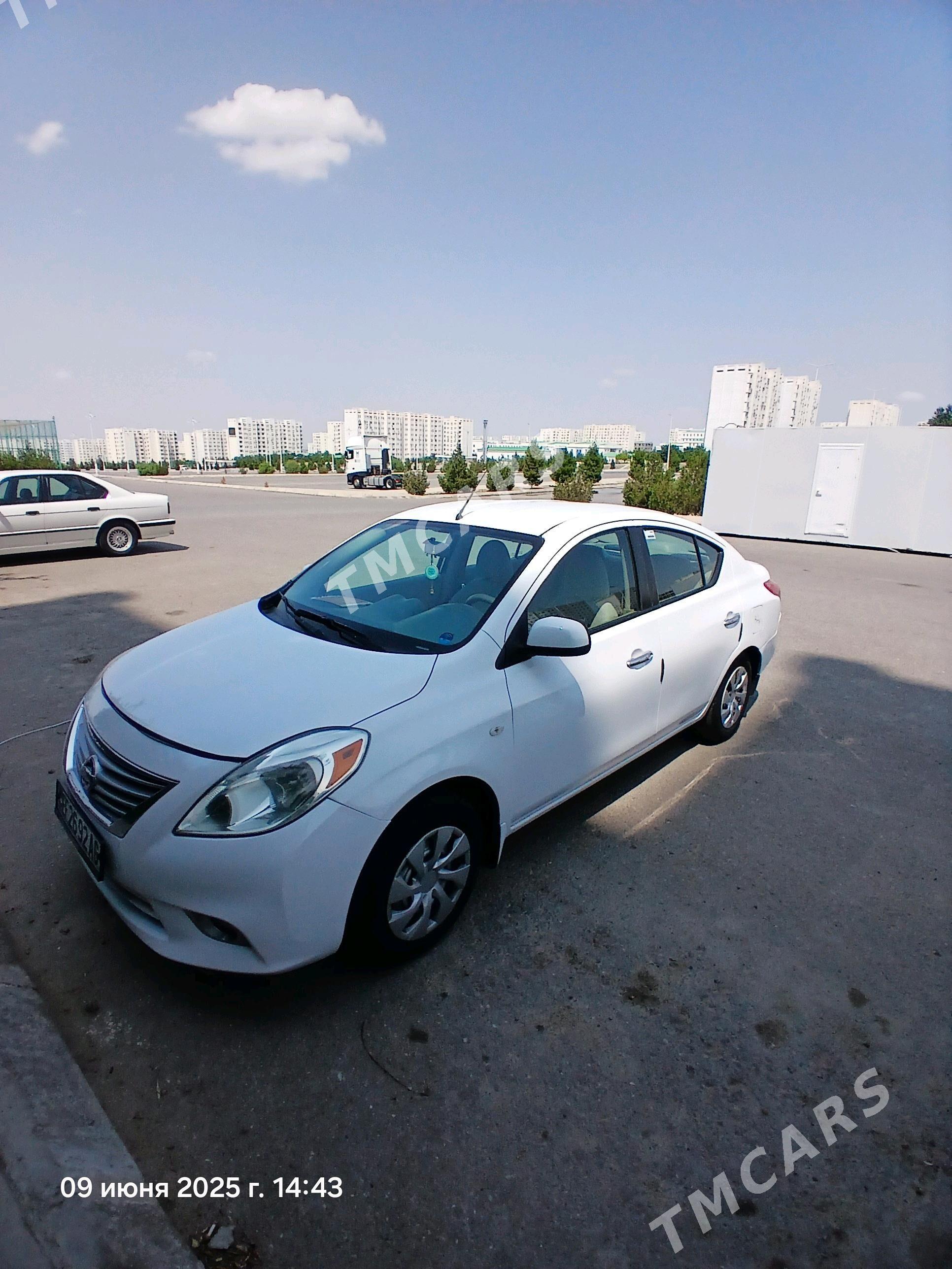 Nissan Versa 2011 - 112 000 TMT - Parahat 7 - img 3