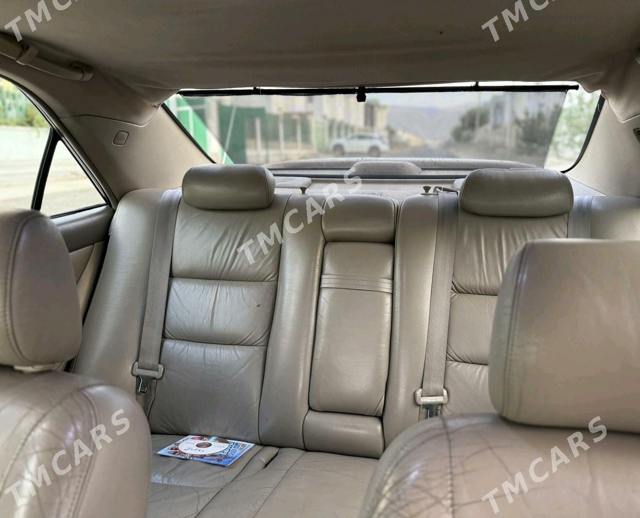 Toyota Camry 2002 - 180 000 TMT - Bäherden - img 5