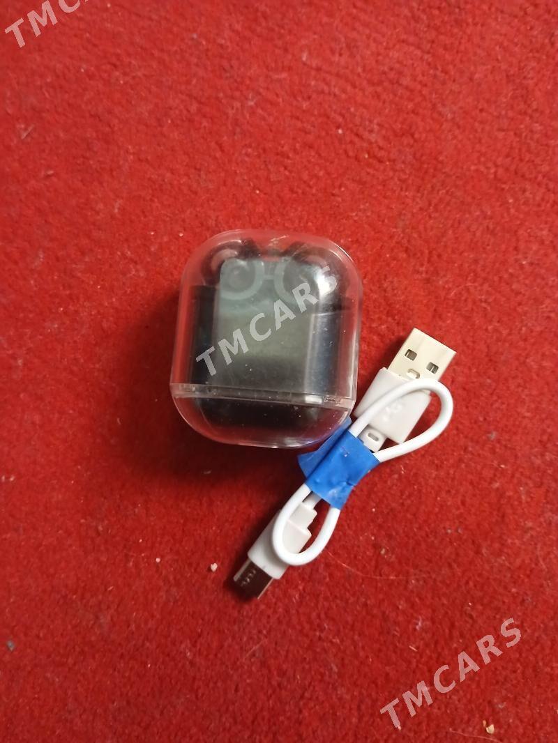 ULTRAPODS - Çärjew - img 2