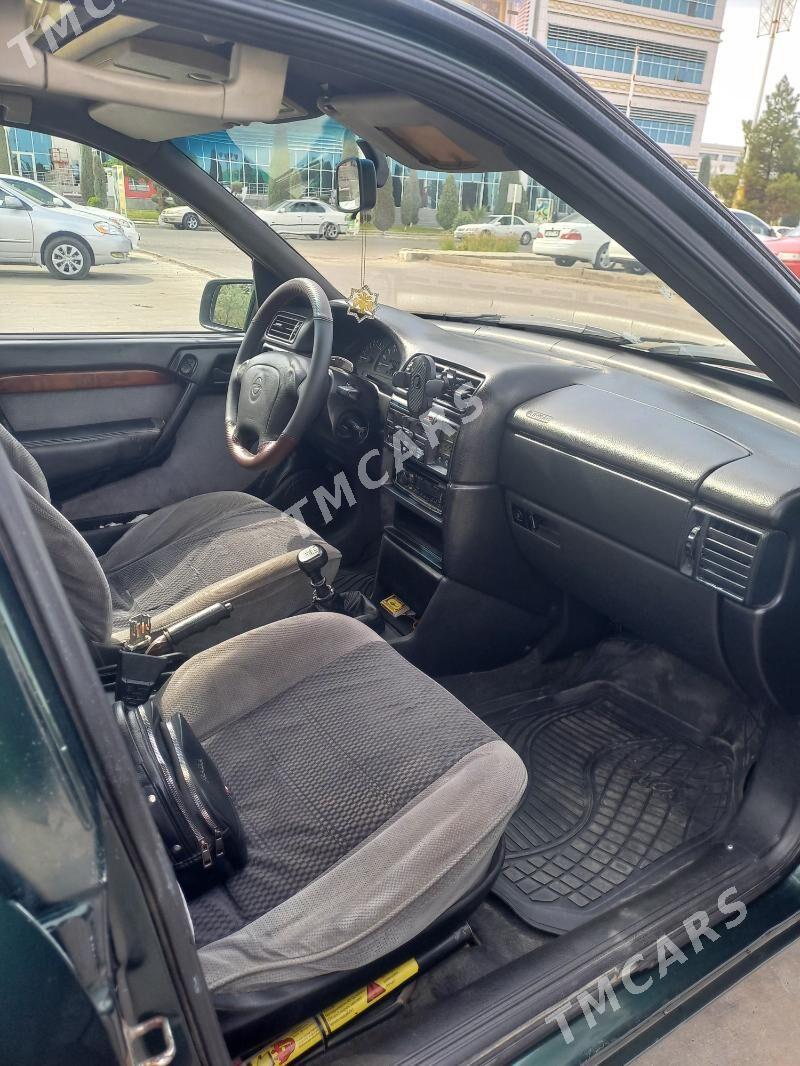 Opel Vectra 1994 - 57 000 TMT - Мары - img 7