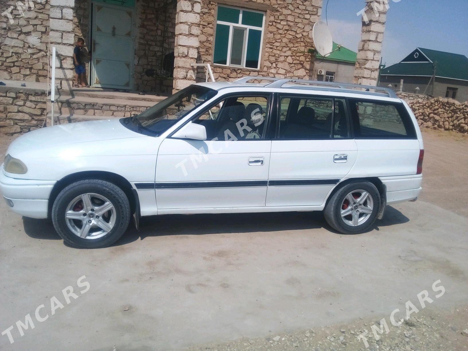Opel Astra 1993 - 35 000 TMT - Türkmenbaşy - img 4