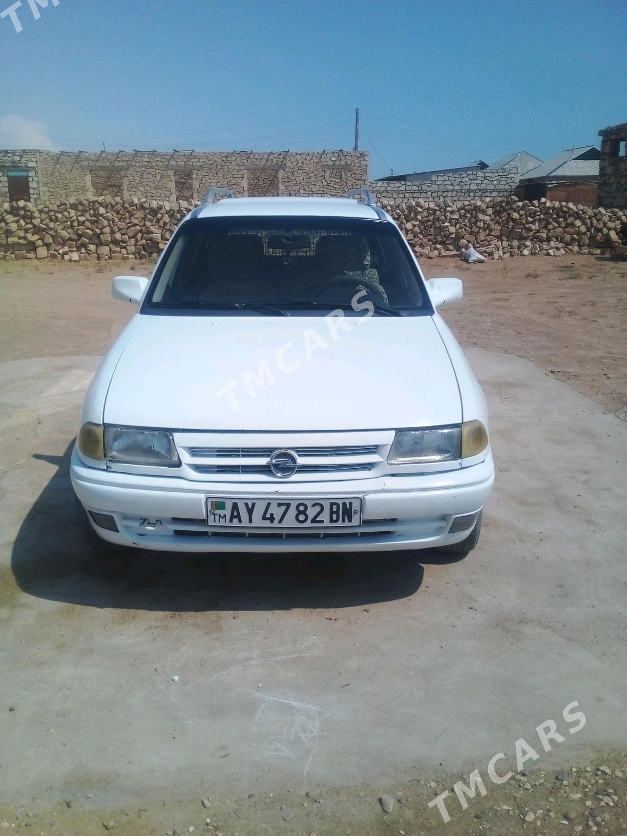 Opel Astra 1993 - 35 000 TMT - Türkmenbaşy - img 5