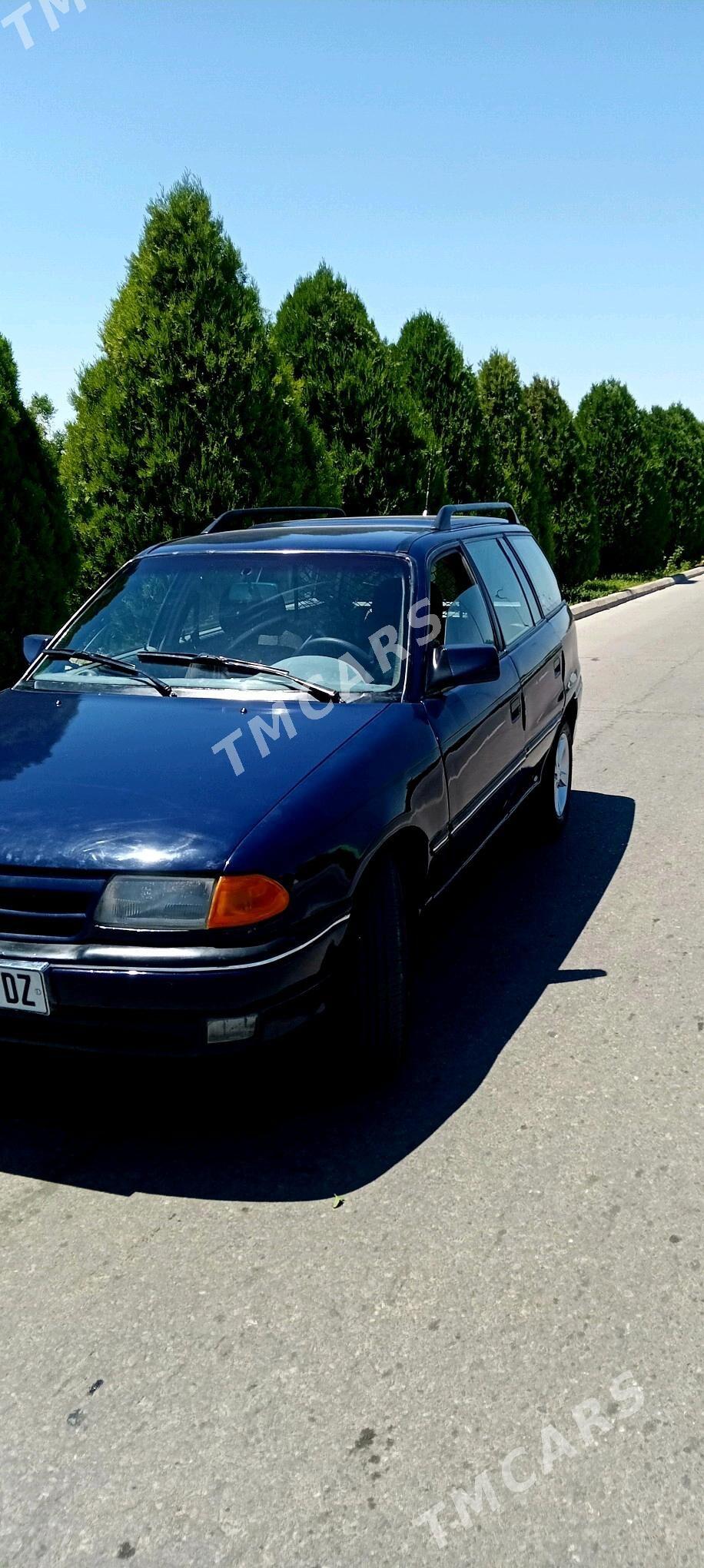 Opel Astra 1993 - 38 000 TMT - Дашогуз - img 8