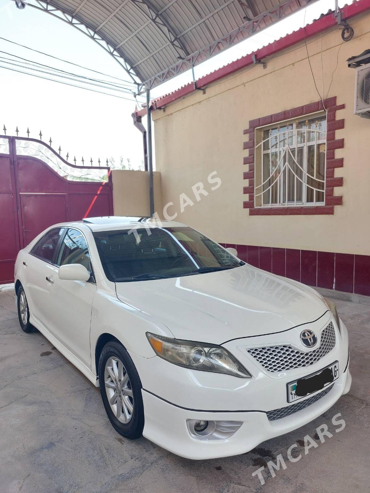 Toyota Camry 2011 - 190 000 TMT - Büzmeýin - img 6