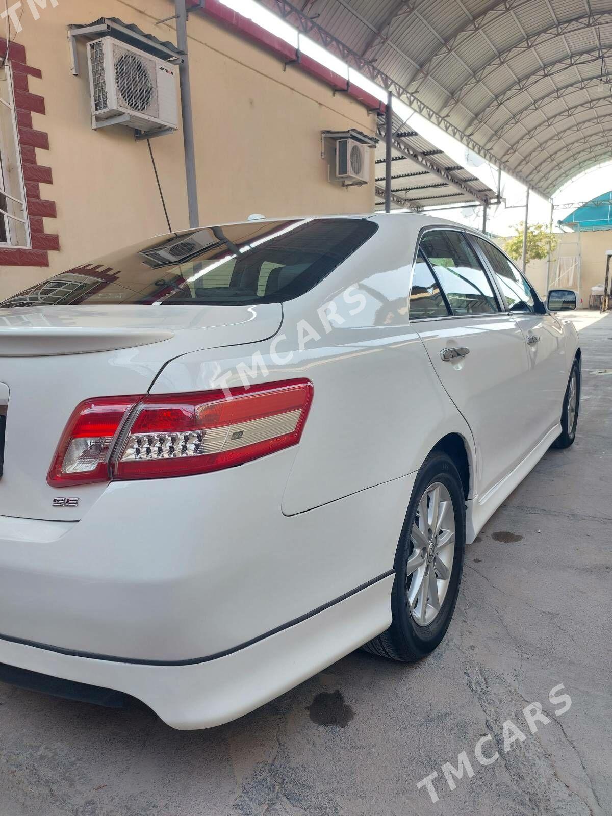 Toyota Camry 2011 - 190 000 TMT - Büzmeýin - img 10